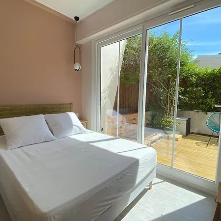 Apartment Secret Garden Ideal For Congres And Holidays Live In Le Florence