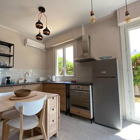 Secret Garden Ideal For Congres And Holidays Live In Le Florence Apartment *