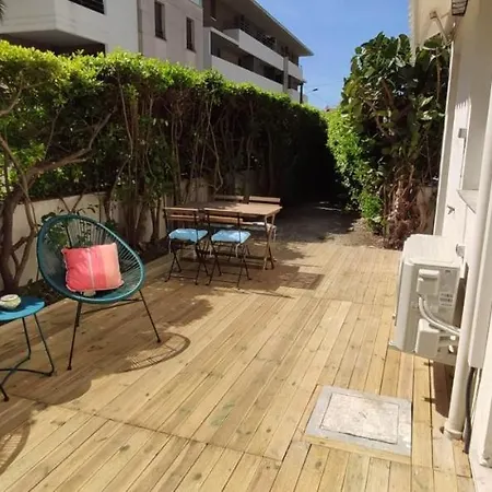 Secret Garden Ideal For Congres And Holidays Live In Le Florence *